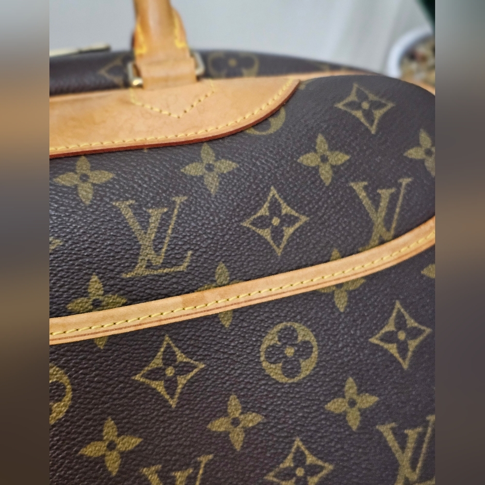 Authetic Louis Vuitton Deauville Brown Monogram - Picture 13 of 15